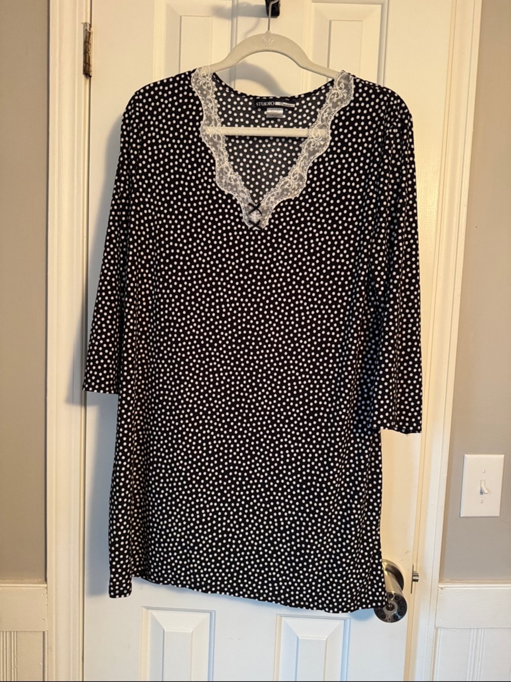 Black Polka Dot Lace-Trim Women's Nightshirt